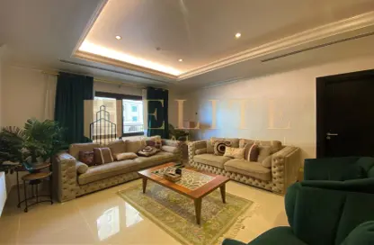 Apartment - 1 Bedroom - 2 Bathrooms for rent in East Porto Drive - Porto Arabia - The Pearl Island - Doha