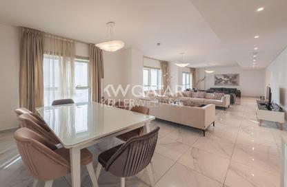 Villa - 4 Bedrooms - 5 Bathrooms for rent in West Bay - West Bay - Doha