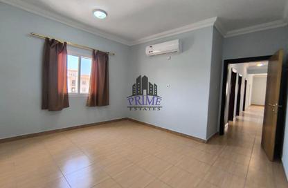 Apartment - 3 Bedrooms - 2 Bathrooms for rent in Al Nasr Street - Al Nasr - Doha Apartment - 3 Bedrooms - 2 Bathrooms for rent in Al Nasr Street - Al Nasr - Doha