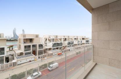 Apartment - 2 Bedrooms - 4 Bathrooms for rent in Crystal Residence - Gewan Island - The Pearl Island - Doha