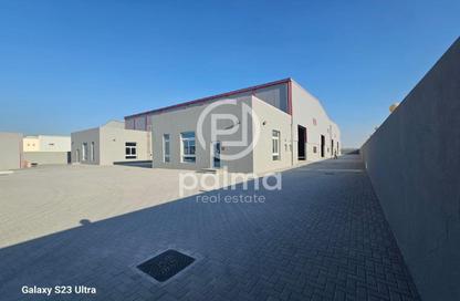 Warehouse - Studio - 6 Bathrooms for rent in East Industrial Street - Birkat Al Awamer - Al Wakra