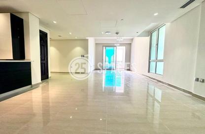 Apartment - 2 Bedrooms - 3 Bathrooms for rent in Viva West - Viva Bahriyah - The Pearl Island - Doha Apartment - 2 Bedrooms - 3 Bathrooms for rent in Viva West - Viva Bahriyah - The Pearl Island - Doha