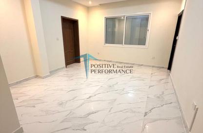 Apartment - Studio - 1 for rent in Legtaifiya Lagoon - West Bay - Doha