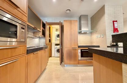Apartment - 2 Bedrooms - 3 Bathrooms for rent in Bilal Pearl Suites - Viva Bahriyah - The Pearl Island - Doha