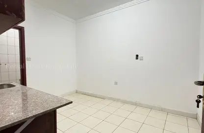 شقة - 1 حمام للايجار في شارع المطار القديم - طريق المطار القديم - الدوحة