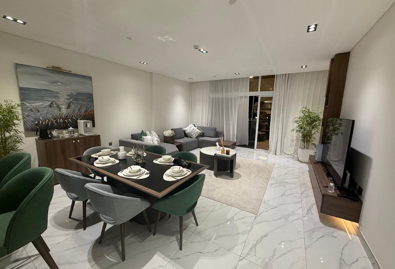 AMAZING 2 BHK FF NEAR TO TRAM IN CRESCENT TOWER thumbnail 12