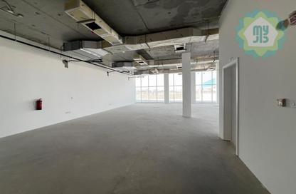 Warehouse - Studio - 7+ for rent in East Industrial Street - Birkat Al Awamer - Al Wakra