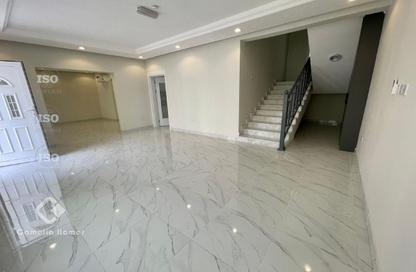 Villa - 4 Bedrooms - 4 Bathrooms for rent in Al Dana st - Muraikh - AlMuraikh - Doha