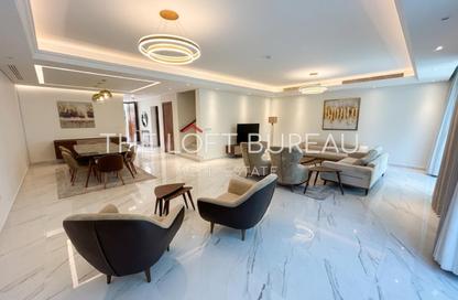 Villa - 5 Bedrooms - 6 Bathrooms for rent in Floresta Gardens - The Pearl Island - Doha