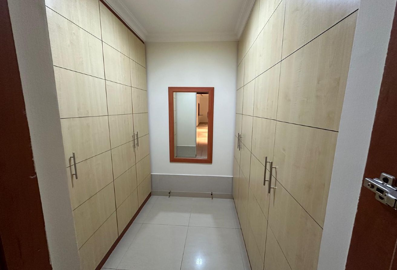 Stunning 2 Bedroom with a Balcony thumbnail 13