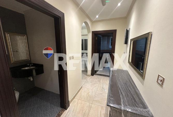 1005818 - Property Image 3