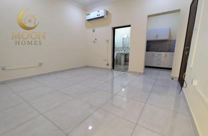 Apartment - 1 Bedroom - 1 Bathroom for rent in Al Thumama - Al Thumama - Doha Apartment - 1 Bedroom - 1 Bathroom for rent in Al Thumama - Al Thumama - Doha