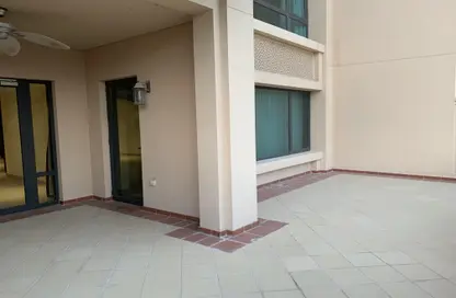 Apartment - 2 Bedrooms - 3 Bathrooms for sale in Porto Arabia - The Pearl Island - Doha