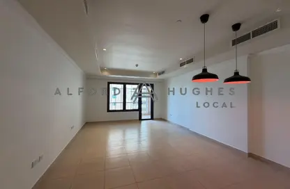 Apartment - 2 Bedrooms - 3 Bathrooms for rent in West Porto Drive - Porto Arabia - The Pearl Island - Doha
