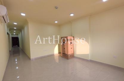 Apartment - 2 Bedrooms - 3 Bathrooms for rent in Al Nasr Street - Al Nasr - Doha Apartment - 2 Bedrooms - 3 Bathrooms for rent in Al Nasr Street - Al Nasr - Doha