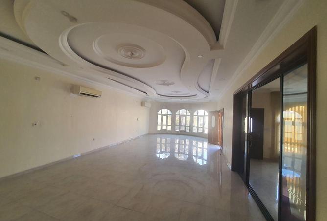 51526217 - Property Image 3