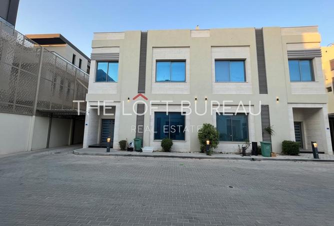 57833449 - Property Main Image