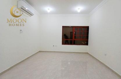 Apartment - 1 Bedroom - 2 Bathrooms for rent in Old Al Ghanim - Al Ghanim - Doha
