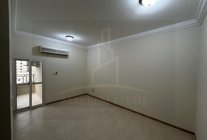 54005014 - Property Image 2