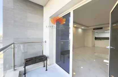 Apartment - 2 Bedrooms - 3 Bathrooms for rent in Rivan Building - Al Erkyah City - Lusail