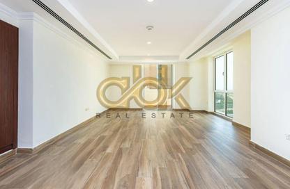 Apartment - Studio - 1 Bathroom for rent in Viva West - Viva Bahriyah - The Pearl Island - Doha