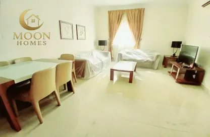 شقة - 2 غرف نوم - 2 حمامات للايجار في ام غوالينا تجارية - ام غويلينا - أم غويلينا - الدوحة