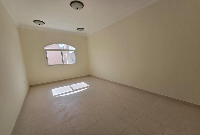 1028389 - Property Image 2