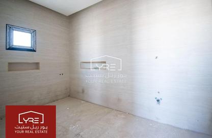 Villa - 6 - 7 for sale in Al Sakhama - Doha