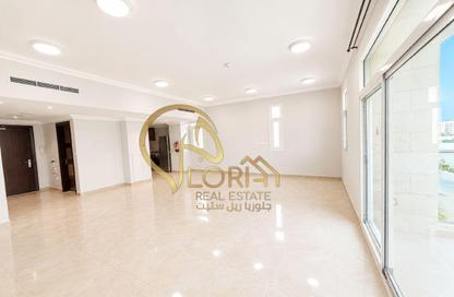 Apartment - 2 Bedrooms - 2 Bathrooms for rent in Fox Hills South - Fox Hills - Lusail