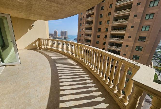 983392 - Property Image 3