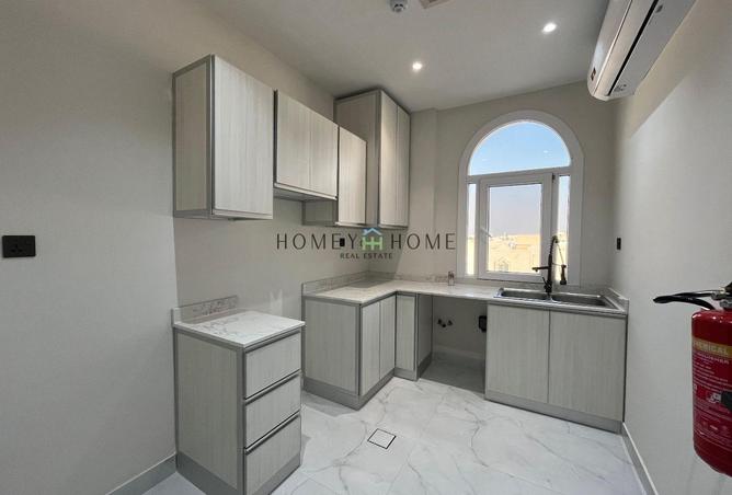 1006007 - Property Image 2