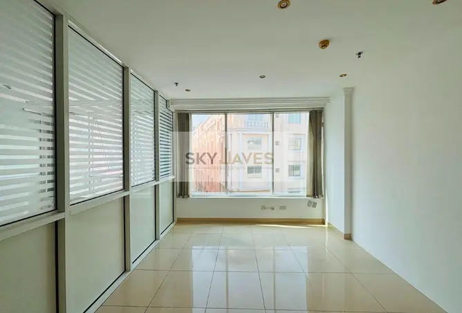 57460714 - Property Image 3