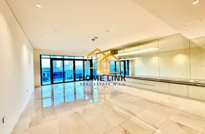 Apartment - 2 Bedrooms - 2 Bathrooms for sale in Seef Lusail - Lusail City - Lusail Apartment - 2 Bedrooms - 2 Bathrooms for sale in Seef Lusail - Lusail City - Lusail