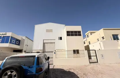 Warehouse - Studio for rent in Logistics Village Qatar - Al Wakra