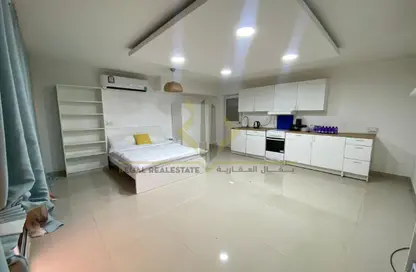 Apartment - Studio - 1 Bathroom for rent in Al Dafna - Al Dafna - Doha