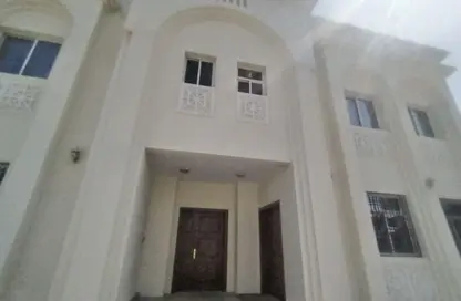 Villa - 7 Bedrooms - 5 Bathrooms for rent in Al Luqta - Al Luqta - Doha