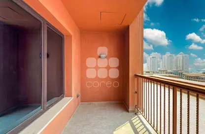 Apartment - 1 Bedroom - 2 Bathrooms for rent in Marina Gate - Porto Arabia - The Pearl Island - Doha