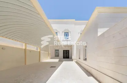 فيلا - 7 غرف نوم - 8 حمامات للبيع في الثمامة - الثمامة - الدوحة