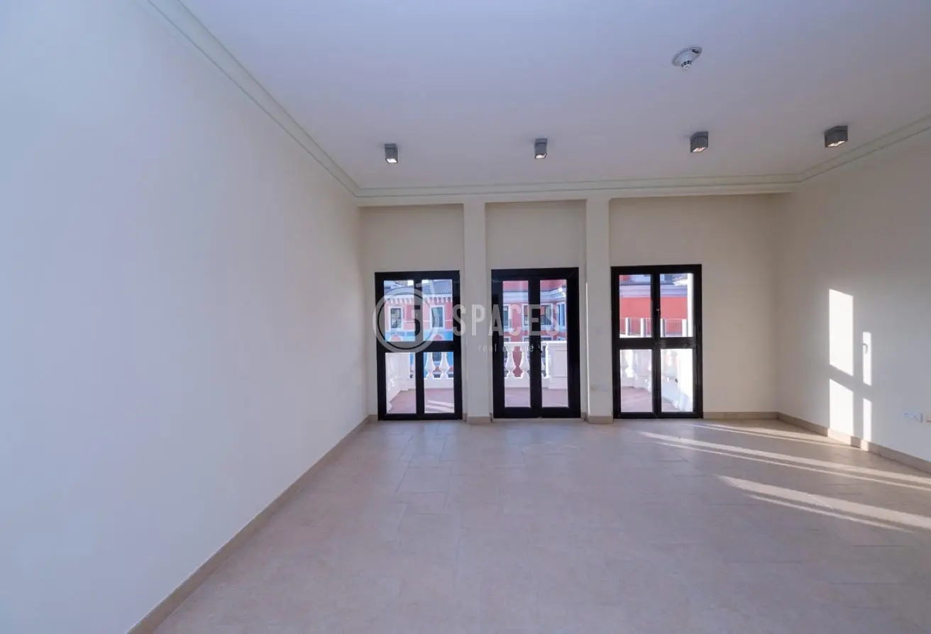 62860859 - Property Main Image