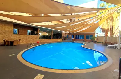 Apartment - 2 Bedrooms - 2 Bathrooms for rent in Al Sadd Road - Al Sadd - Doha