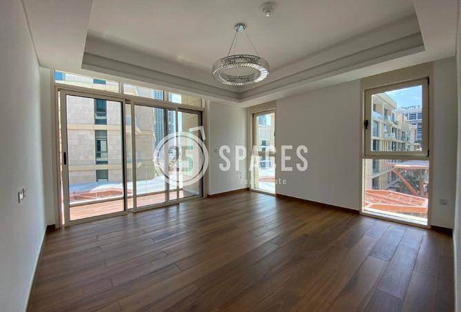 54008000 - Property Image 3