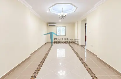 Apartment - 2 Bedrooms - 2 Bathrooms for rent in Downtown Al Mansoura - Al Mansoura - Doha