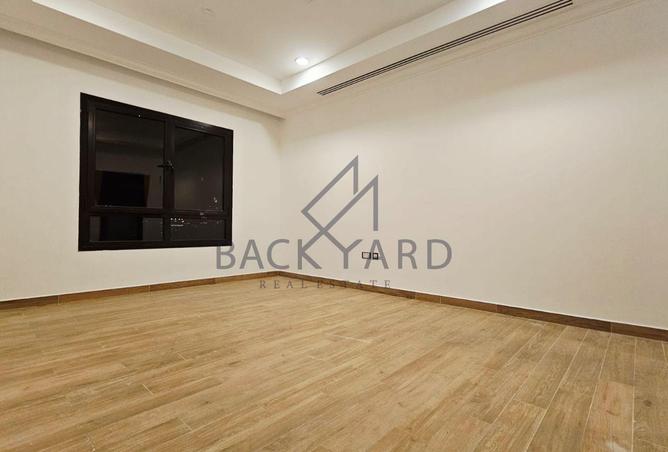 1003338 - Property Image 2