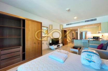 Apartment - Studio - 1 for rent in Viva West - Viva Bahriyah - The Pearl Island - Doha