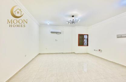 Apartment - 1 Bedroom - 2 Bathrooms for rent in Old Al Ghanim - Al Ghanim - Doha