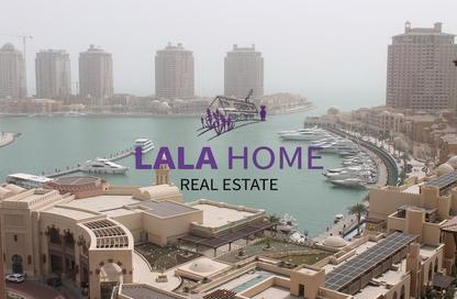 Apartment - 2 Bedrooms - 3 Bathrooms for rent in Piazza Arabia - Porto Arabia - The Pearl Island - Doha