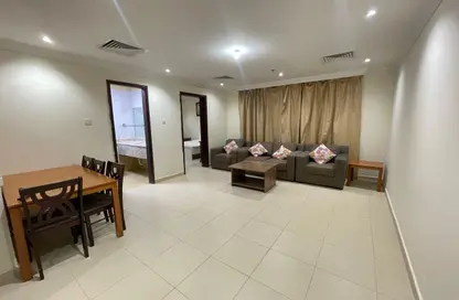 شقة - غرفة نوم - 1 حمام للايجار في ام غوالينا تجارية - ام غويلينا - أم غويلينا - الدوحة