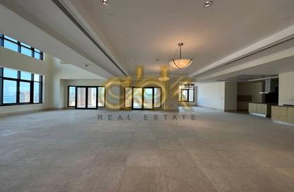 Penthouse - 5 Bedrooms - 7 Bathrooms for sale in East Porto Drive - Porto Arabia - The Pearl Island - Doha