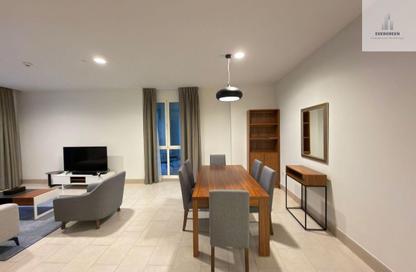 Apartment - 2 Bedrooms - 3 Bathrooms for rent in Viva West - Viva Bahriyah - The Pearl Island - Doha