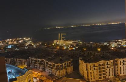 Apartment - 2 Bedrooms - 2 Bathrooms for rent in East Porto Drive - Porto Arabia - The Pearl Island - Doha